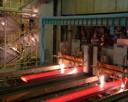 Зеленского просят поднять на встрече с Байденом вопрос отмены 25%-ной пошлины на сталь