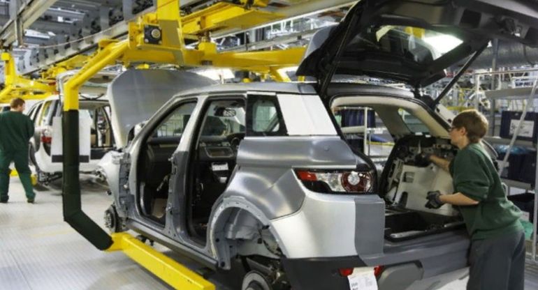 Skoda прекращает производство и экспорт автомобилей в РФ