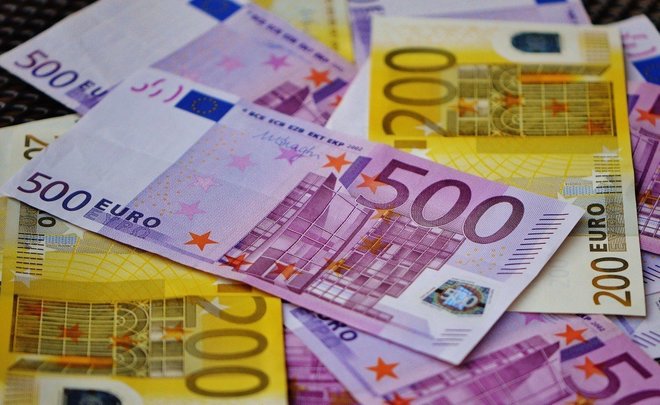 Україна спрямує 5 млрд євро від ЄС на першочергові потреби держбюджету