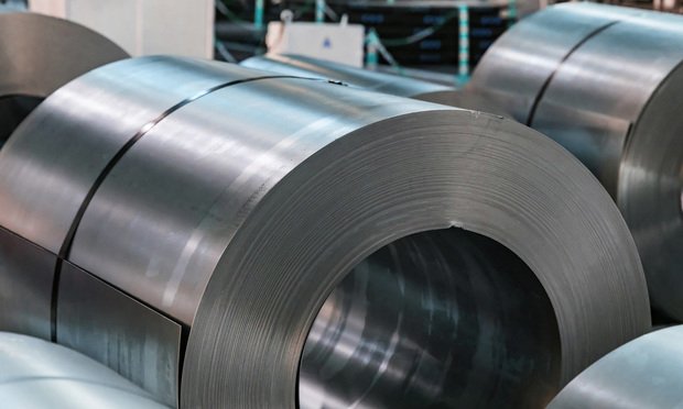 Nucor покупает 50% акций California Steel за 400 млн долл.