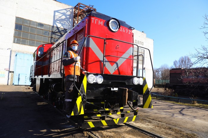 Меткомбинат Запорожсталь за пять лет модернизировал восемь локомотивов