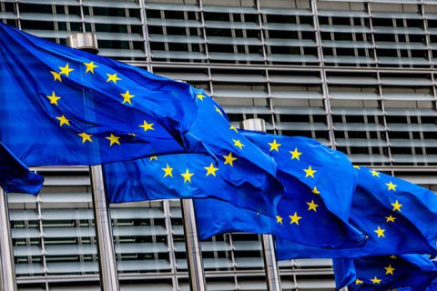 Єврокомісія очікує більш повільного зростання економіки наступного року