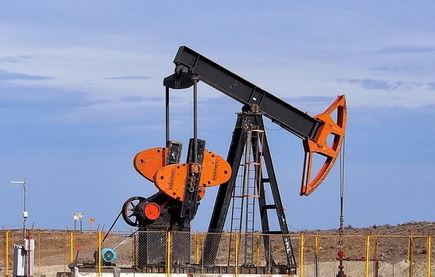 Росія продає більше половини своєї нафти по 44 дол/бар
