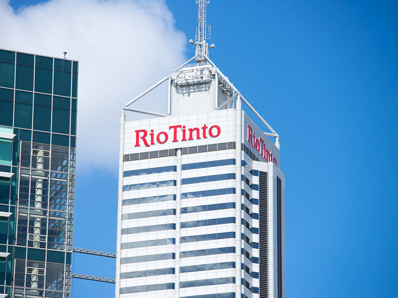 Прибуток Rio Tinto впав на 38%