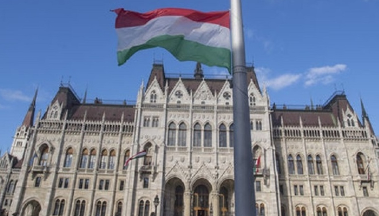 Угорщина схвалила фіндопомогу Україні 