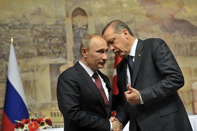 Путін ігнорує прохання Ердогана щодо повернення в зернову угоду