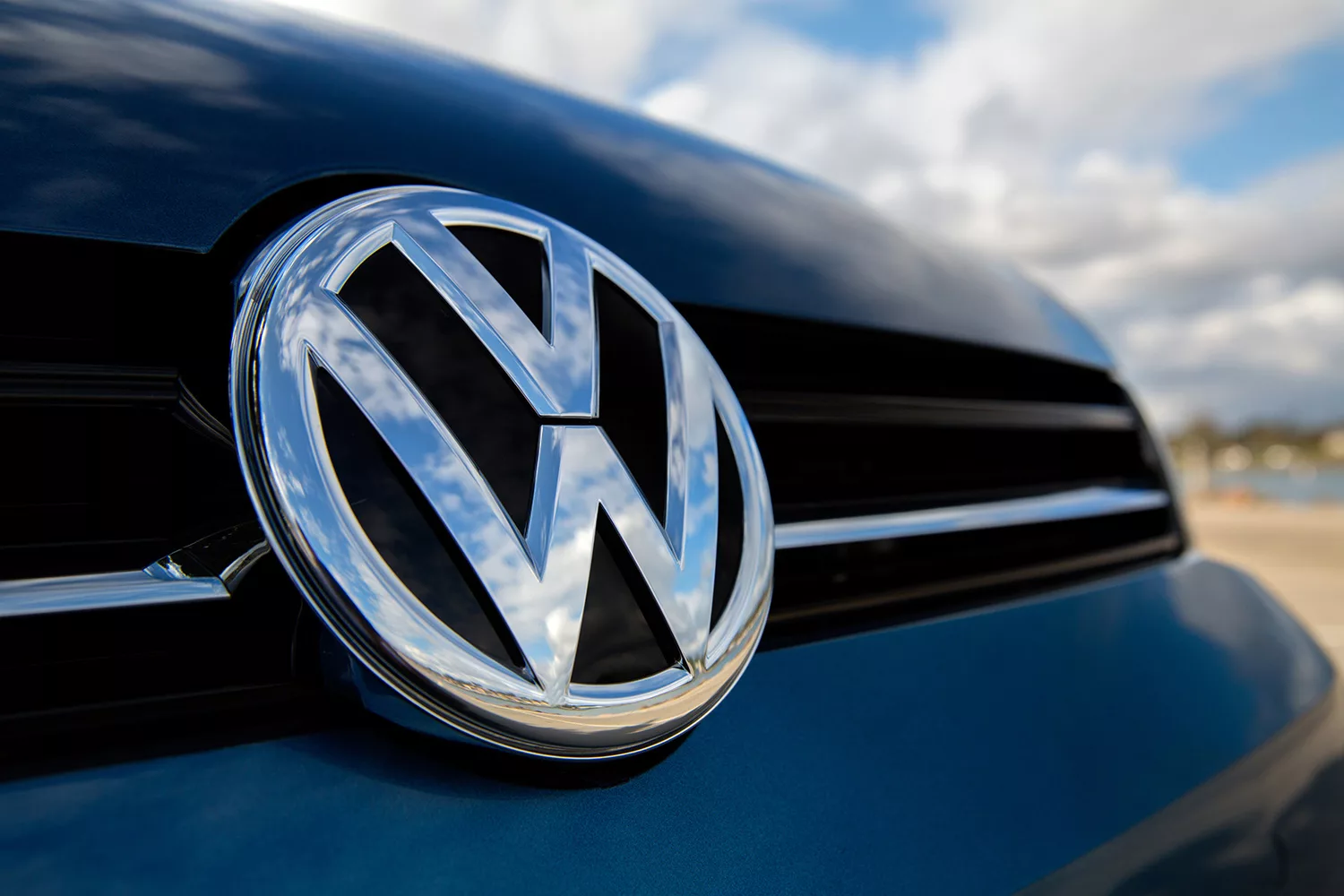 Volkswagen продав російські активи