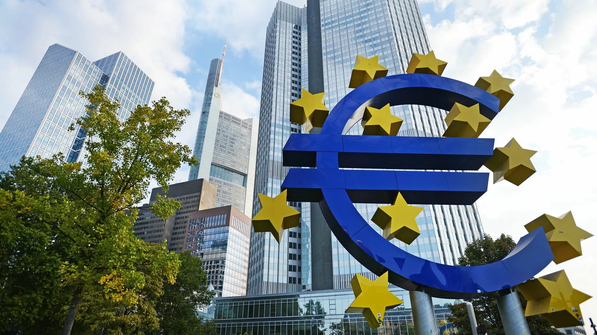 ЄЦБ закликає європейські банки прискорити вихід з російського ринку
