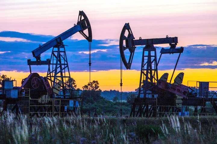 Ціна на нафту Brent перевищила 77,1 дол за барель