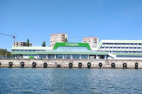 В Кременчуці продають причали річкового вокзалу за 4 млн грн