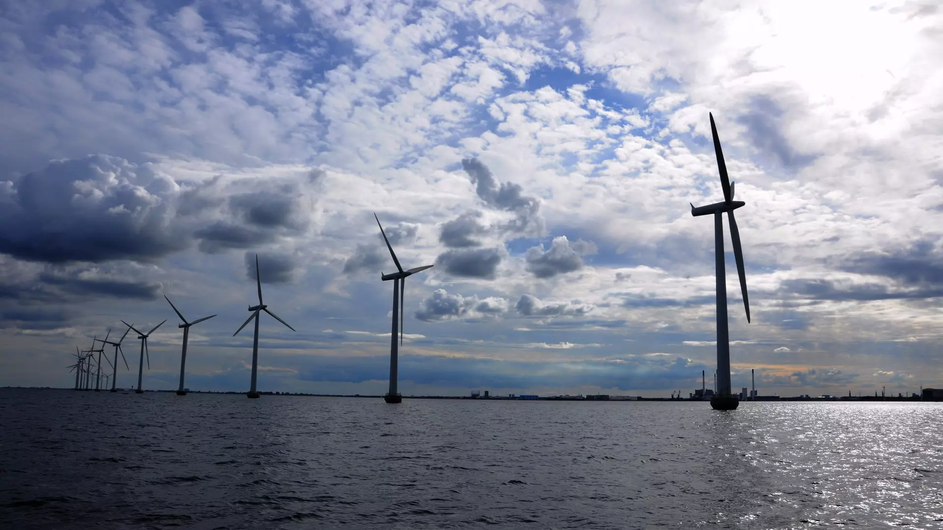 У Балтійському морі побудують потужну вітрову електростанцію