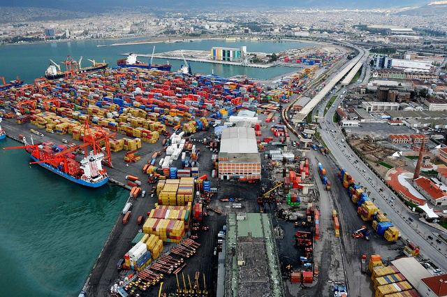 Порти Туреччини нарощують імпортний вантажопотік 